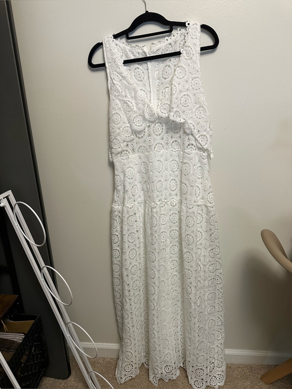 Sleeveless White Lace Maxi Dress with Feminine Overlay